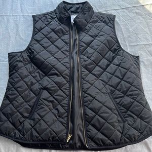 Old Navy Women’s Black Vest
